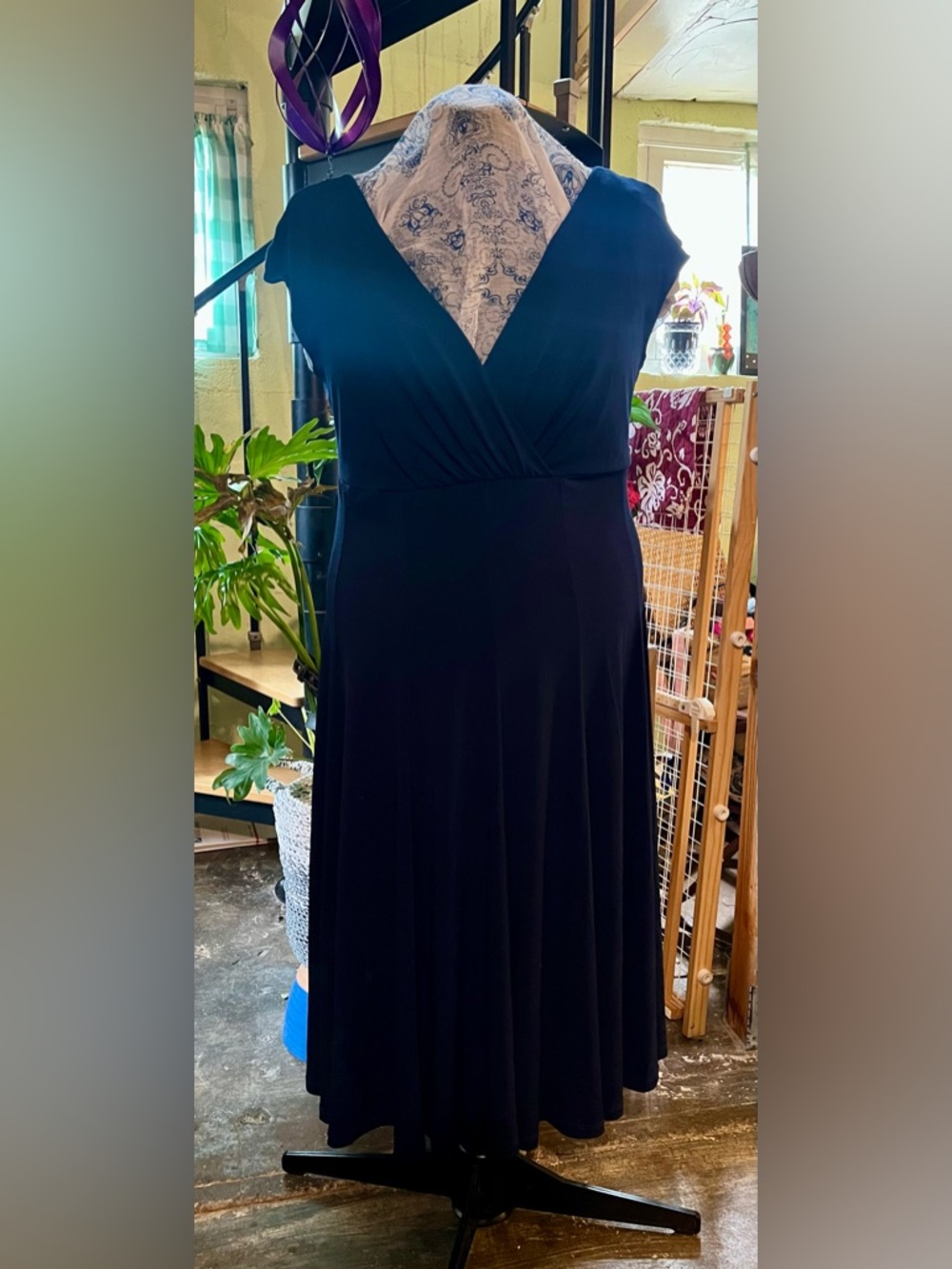 Chic Navy Midi Dress
